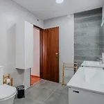 Ferienhaus Atlantic Ocean - 4 Bedrooms - Ocean Front São Pedro da Cadeira