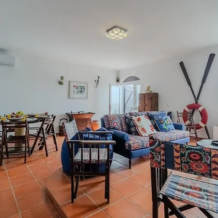 Dom wakacyjny Atlantic Ocean - 4 Bedrooms - Ocean Front