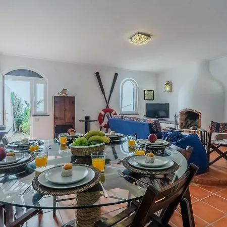 Atlantic Ocean - 4 Bedrooms - Ocean Front Дом отдыха *