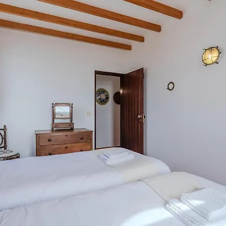 Дом отдыха Atlantic Ocean - 4 Bedrooms - Ocean Front
