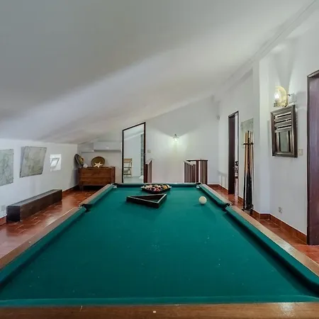 Atlantic Ocean - 4 Bedrooms - Ocean Front