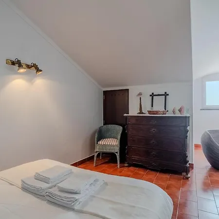 Дом отдыха Atlantic Ocean - 4 Bedrooms - Ocean Front Sao Pedro da Cadeira