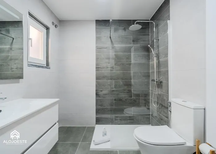 Atlantic Ocean - 4 Bedrooms - Ocean Front *