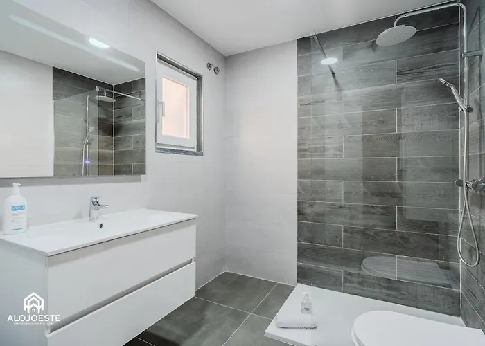 بيت للعطل Atlantic Ocean - 4 Bedrooms - Ocean Front