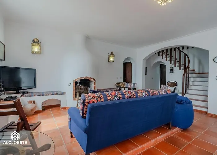 Atlantic Ocean - 4 Bedrooms - Ocean Front Casa de Férias Sao Pedro da Cadeira