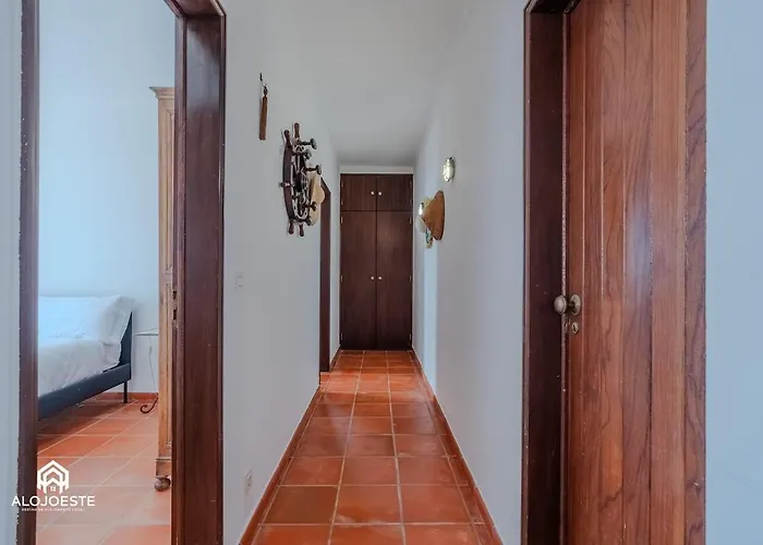 Atlantic Ocean - 4 Bedrooms - Ocean Front Casa de Férias Sao Pedro da Cadeira