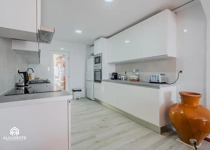 Atlantic Ocean - 4 Bedrooms - Ocean Front بيت للعطل *