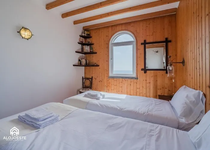 Atlantic Ocean - 4 Bedrooms - Ocean Front *